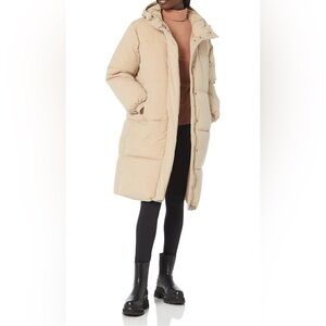 Amazon Essentials Women's Oversized Long Puffer Jacket